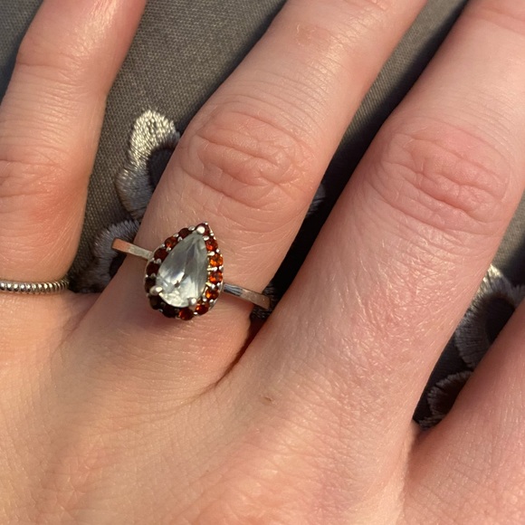 *Sold* Pear Shaped Garnet Halo Aquamarine Ring - Picture 3 of 8